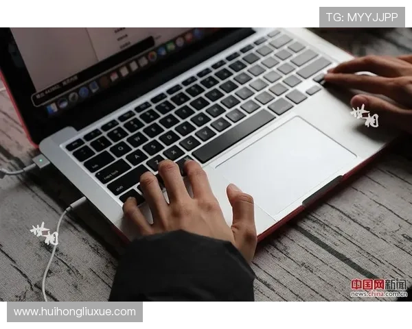 华体会体育线上官方入口全天候客服在线,及时解决用户在使用中的各种问题 华体会体育线上官方入口全天候客服在线,及时解决用户在使用中的各种问题